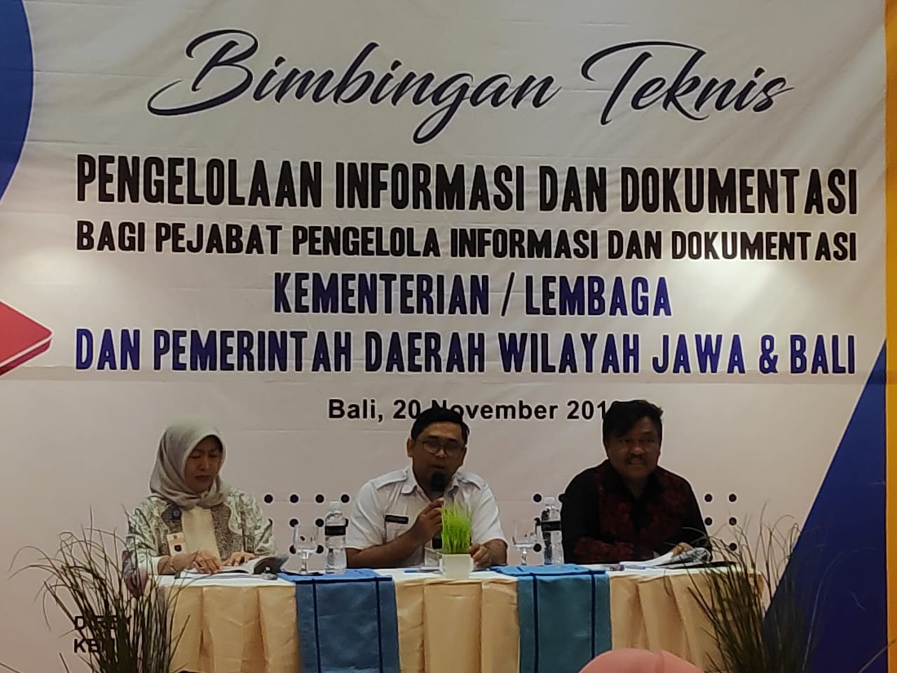 Kualitas dokumentasi institusi dalam pengelolaan informasi dan kepercayaan publik